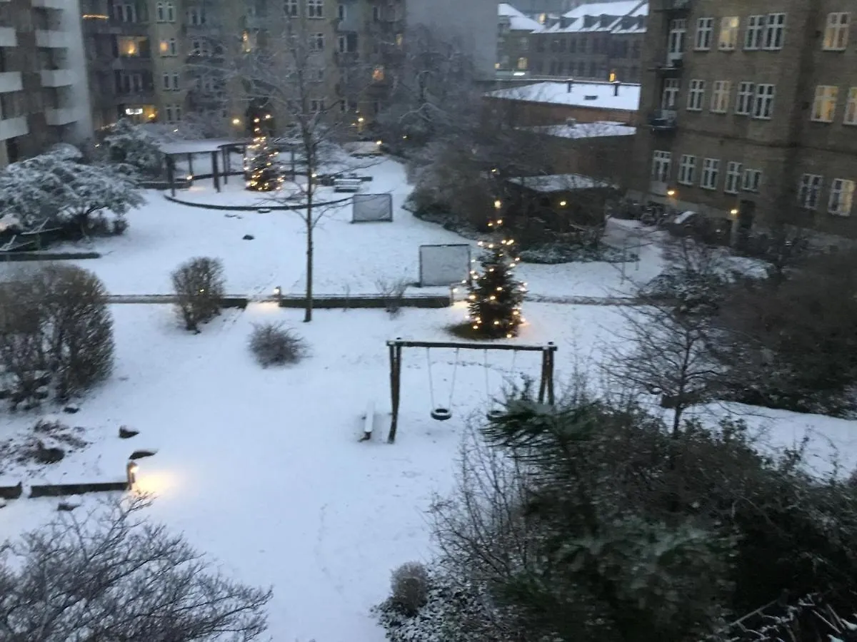 1 Room, In A Privat Apart. Copenhaga